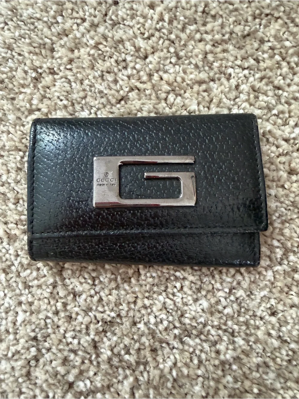 Vintage Gucci Black Leather 6-Key Holder Case Silver G Logo Made in Italy